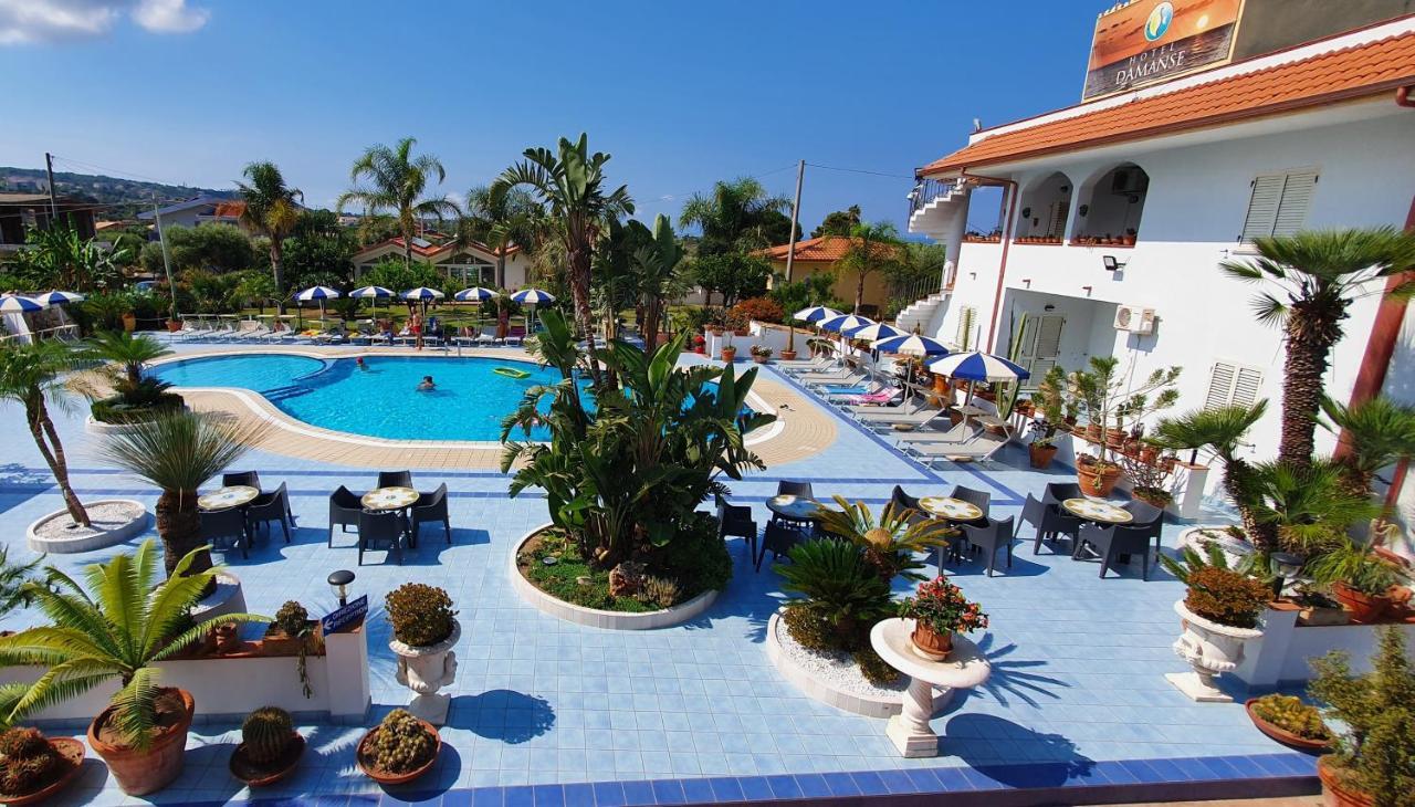 Hotel Damanse Санта-Доменика Экстерьер фото