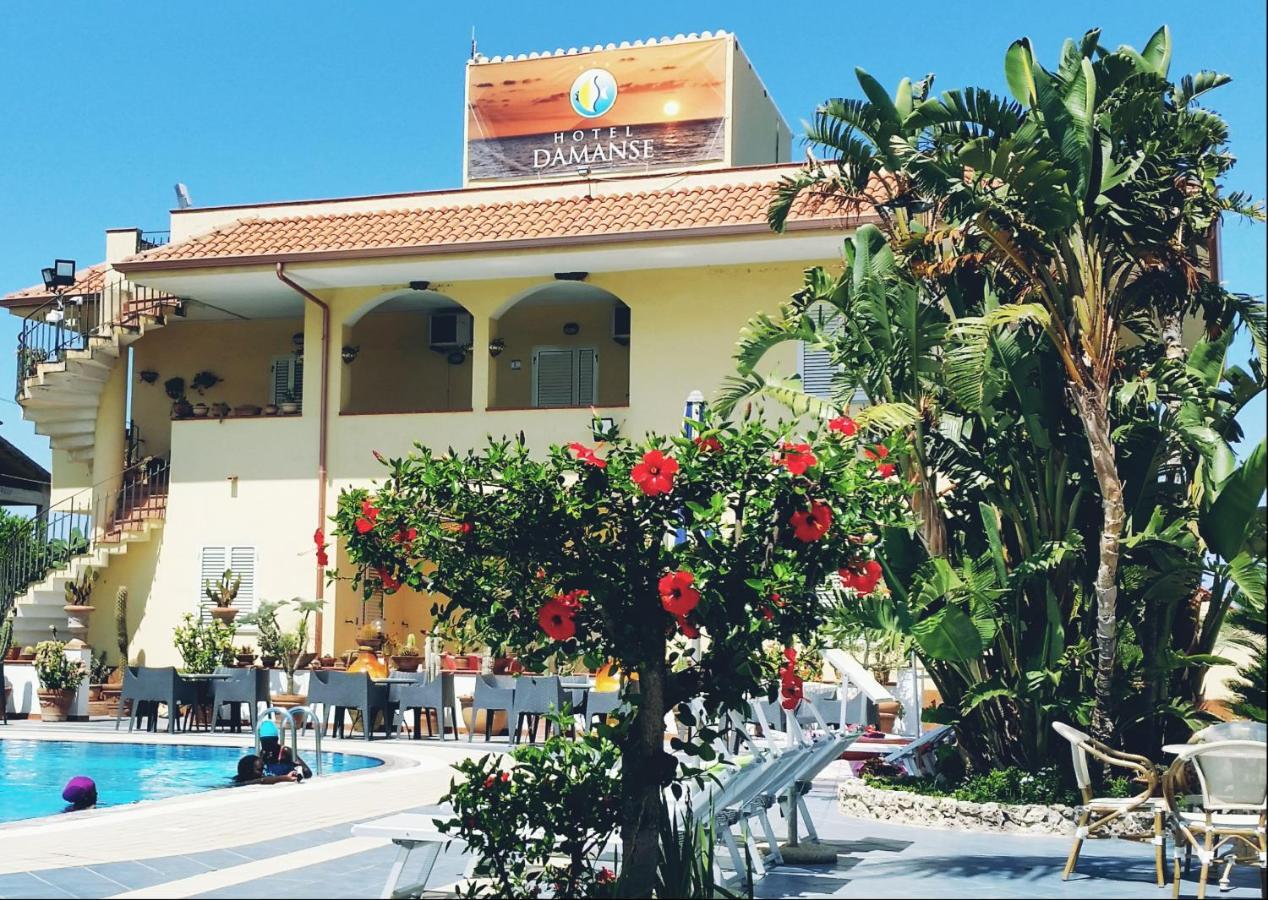 Hotel Damanse Санта-Доменика Экстерьер фото